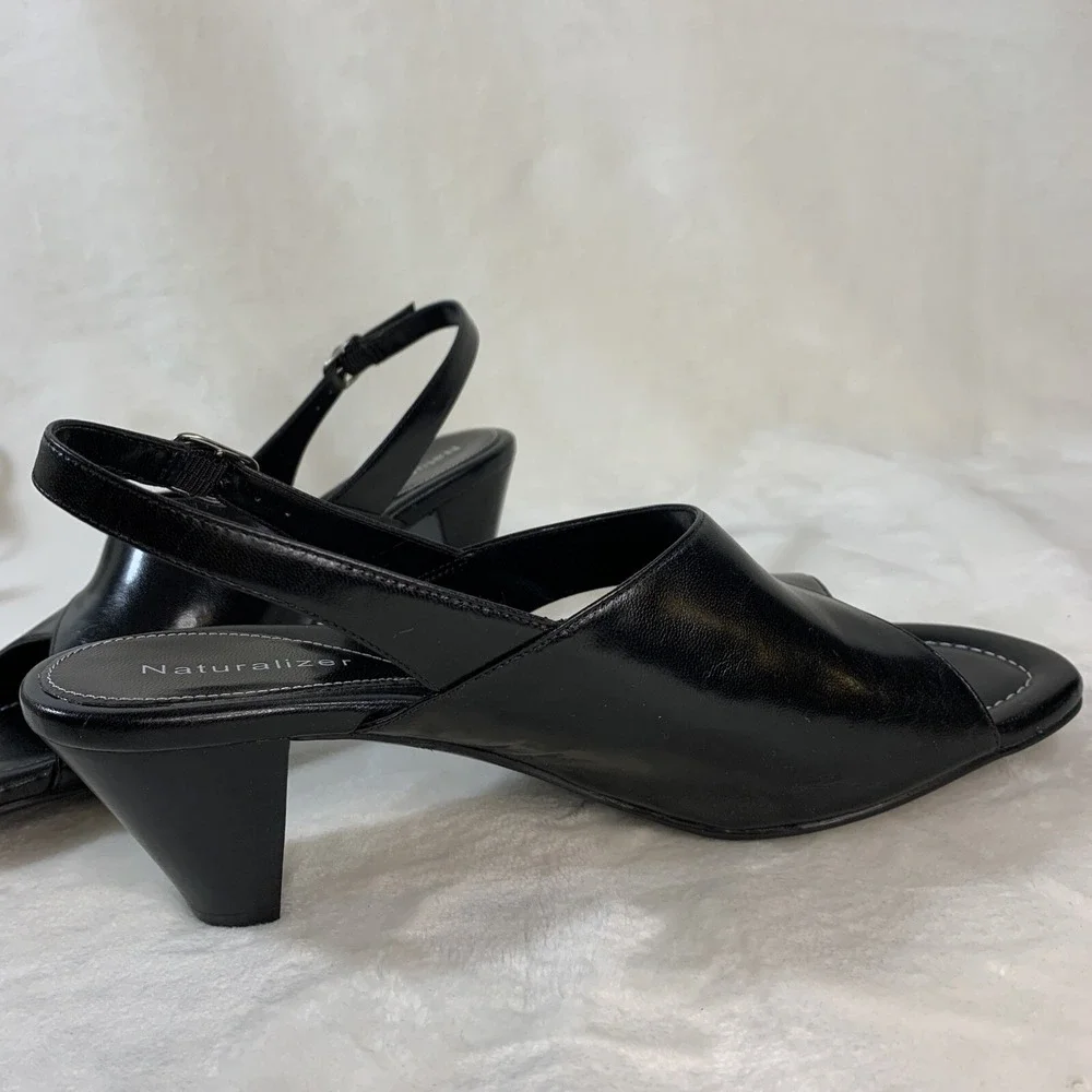 Naturalizer Serenity Black Sling Back Leather Open Toe Heels  EUC Size 7 Width C